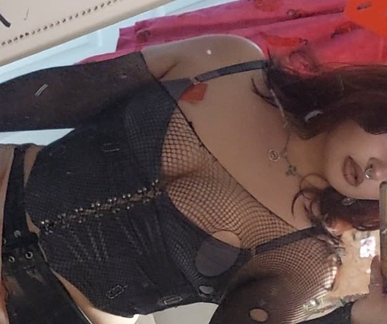 Who wants to fund my night out? 
I'm the Goddess u wish u could spoil