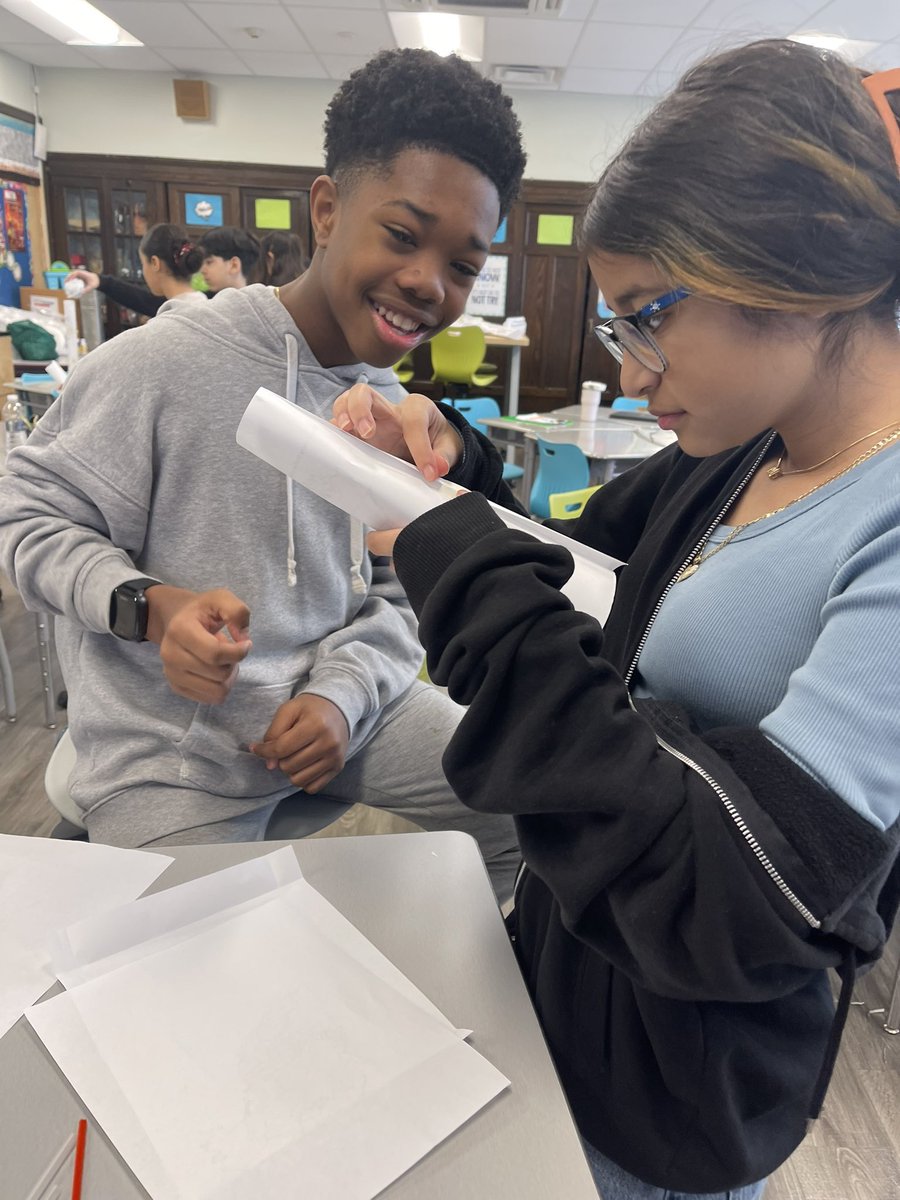 Perfect day for a Winter STEM Challenge ❄️❄️❄️ <a href="/WeehawkenTSD/">Weehawken Schools</a> <a href="/SuzanneMera/">Mrs. Mera</a>