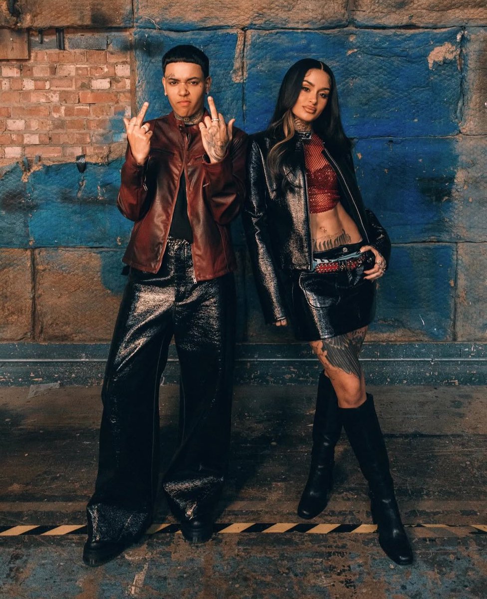 flolanitsnmi's tweet photo. HELP THEY LOOK SO GOOD https://t.co/DH6NeLk5b9