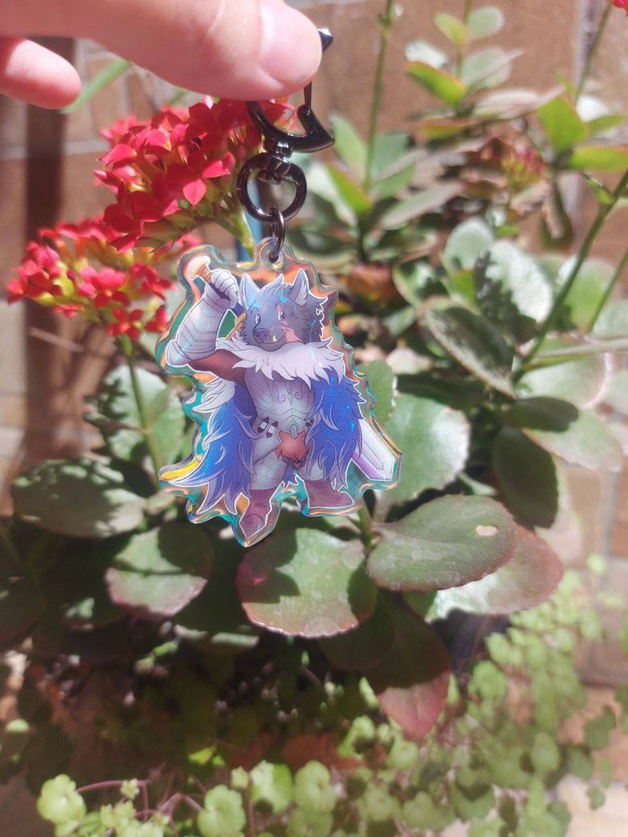 Is this... Blaidd ?  😮🐺

Keychain i made a while ago ✨️🐕