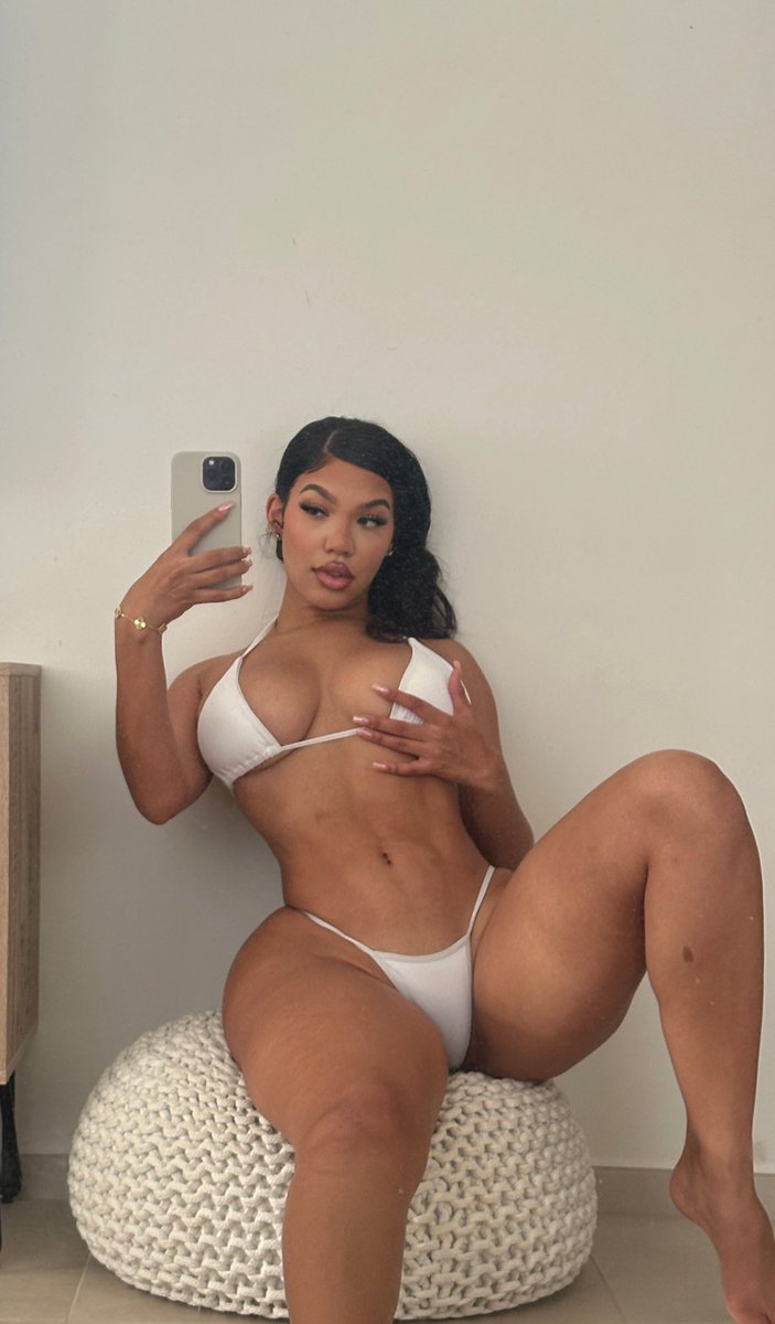 xttiona's tweet image. 👀👅 onlyfans.com/xttiona