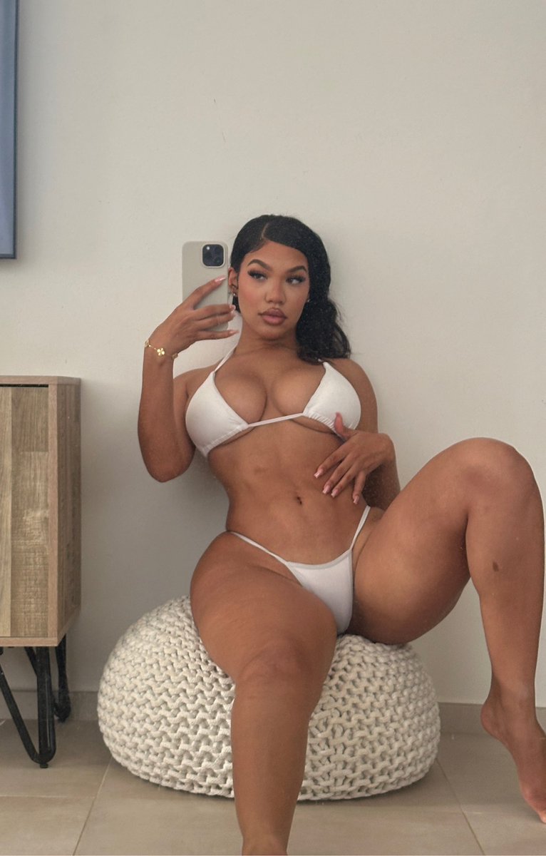 xttiona's tweet image. 👀👅 onlyfans.com/xttiona