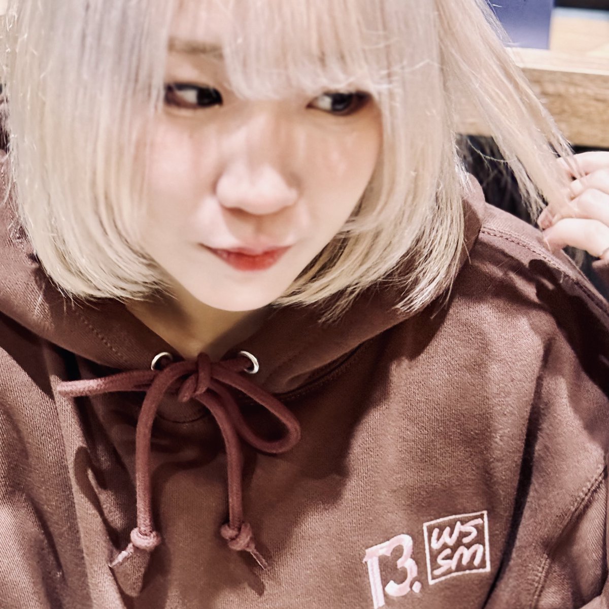 kdmknj_official's tweet photo. Model：@cocotandayo_ 

KDMKNJ×To three L/S Hooded Sweatshirt Brown
#KDMKNJ
#WSWS
#tothree
#tintmylife
#takeiteasy
#thankyou
#t3
#secondlogo
#pullover
#hoodie
#sweat
#brown
#wakiyun
#sharesomethingwithsomebody
#お裾分け
#collaboration
#exclusive
#wname
#okinawa
#tokyo
#七々原瑚子 https://t.co/mYyh9uxAKA