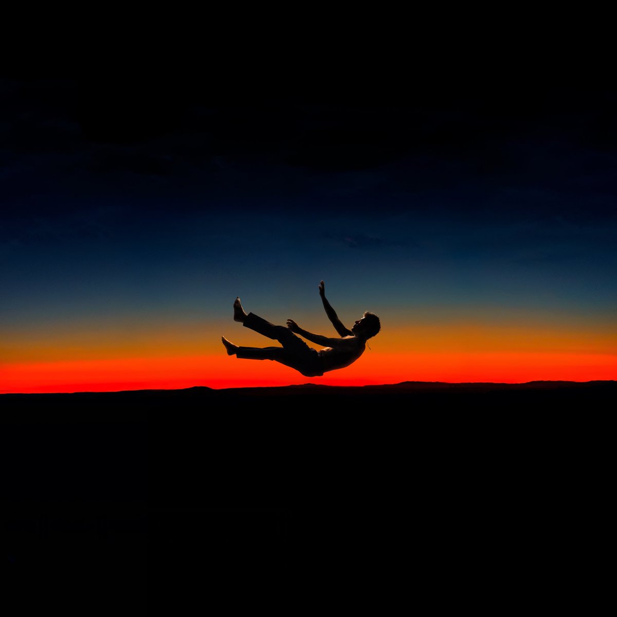 BATTITO fuori ora open.spotify.com/track/6bfy5e5j…