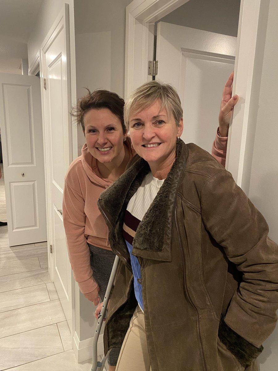 Happy Canada's Ag Day #cndagday Forkin' Leg Couldn't make it to Ottawa but Celebrating with my fellow healing friend Katie Giddy  <a href="/GRAS_Elora/">GRAS</a> - we ate a lot of Canadian Italian food, and laughed at our predicaments .