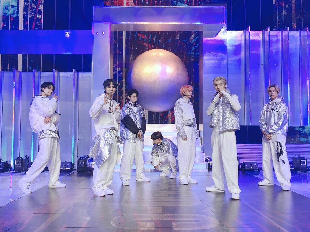 visionchapter's tweet image. ⠀
⠀⠀⠀⠀⠀ 𝄢 𝖉imens𝕚ōn .˚ ࿔ 𝖆nswer ꒰ 𝑛e͞w ꒱
⠀⠀⠀⠀⠀ 𝚞pdate ⋆ 𝒇rom @𝚟is𝕚on𝐜haptǝr
⠀ ⠀