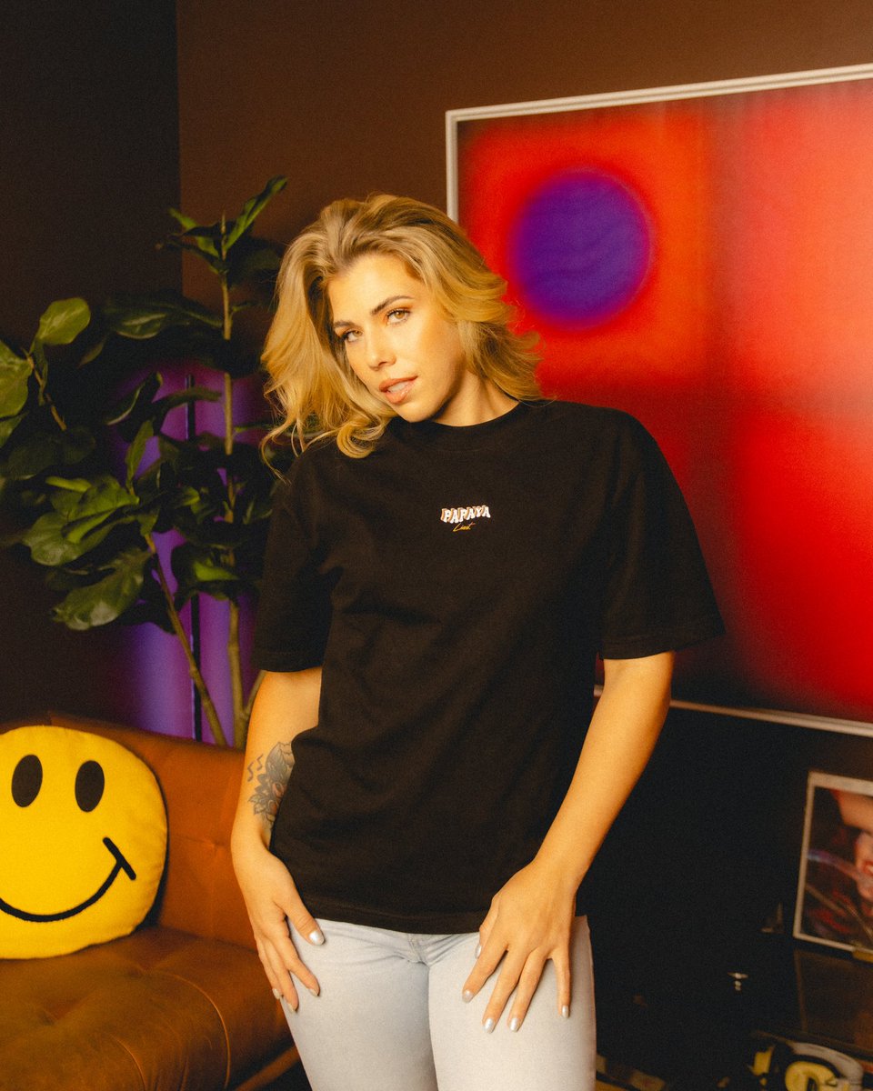 plugplayallday's tweet photo. Rollin into our Papaya era🍃 #Livest 

Papaya Livest Tee Available at: https://t.co/0ilrWCmKk9 https://t.co/dI5xBNSANT