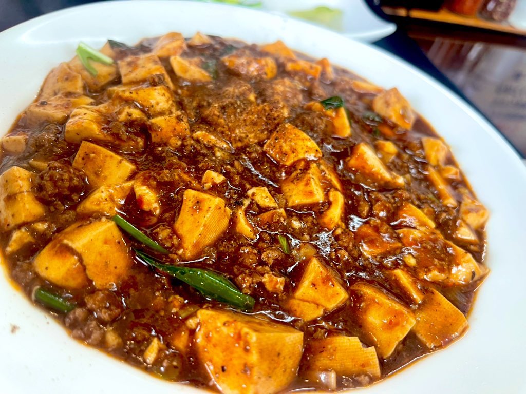 【旅記録 30.31.32】

神戸にて公演終了！近畿ブロック旅は初めてなので色々と目新しい景色や街の雰囲気を楽しみながら過ごしております…とりあえず中華街に行き極上の麻婆豆腐を食べる。