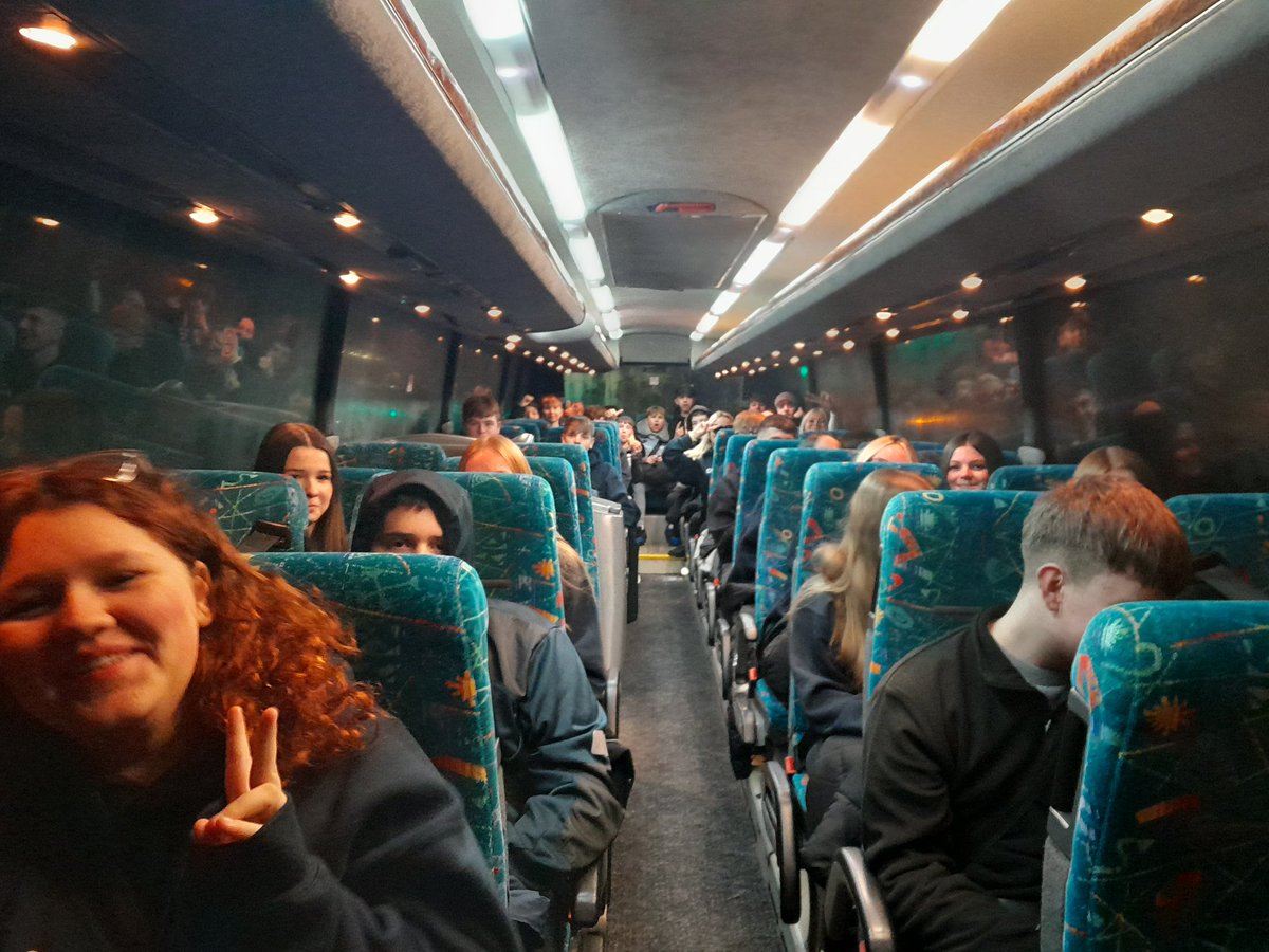 We are off, Italy here we come! 🇮🇹 #teamselston #italy2025