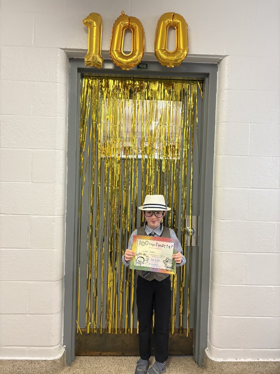Happy 100th Day of School 🥳 <a href="/transfigtcdsb/">Transfiguration of Our Lord</a>
