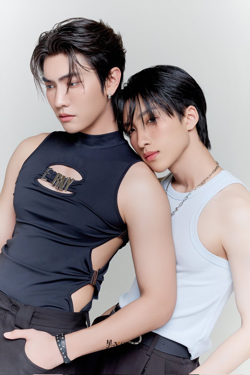 6枚セット付き Bossnoeul 中国雑誌 Xstar 星向 中国雑誌 その他 健康・ファッション 『星向XSTAR 2025年B版