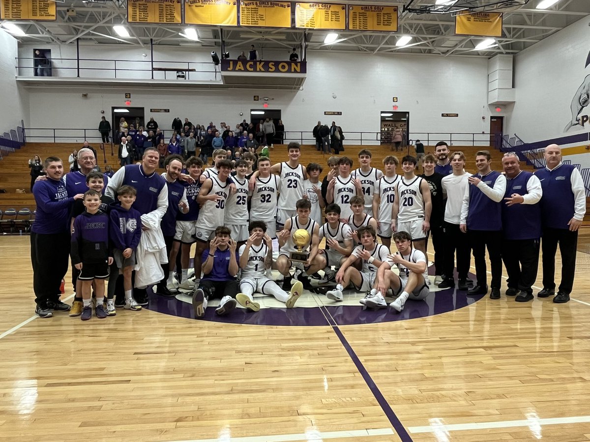 🏆🏆🏆👌🏼 peat!! #GoBears 🐻‍❄️🏀😈