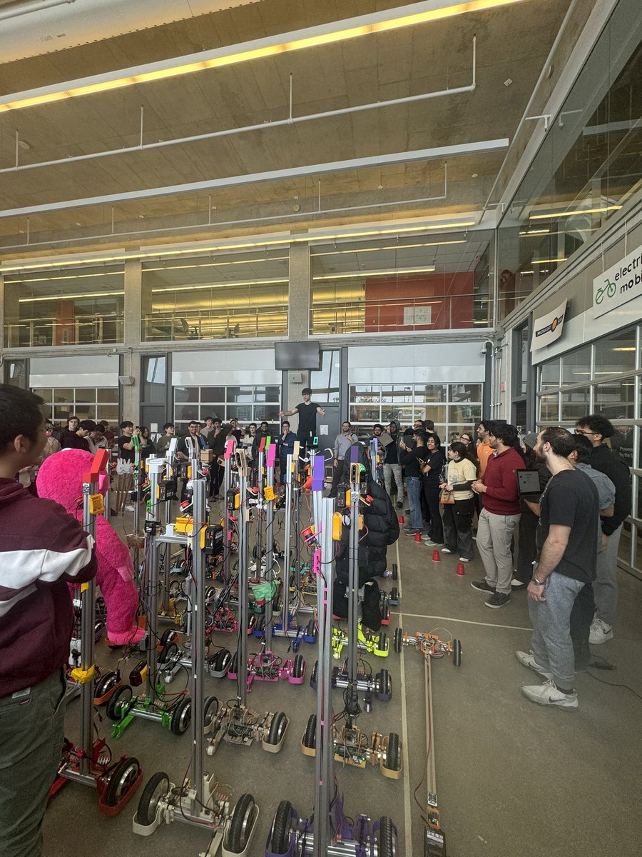 _aaanh_'s tweet image. Over last weekend, my friends & I worked on building a bracket bot from scratch. We used 3D printed grippers with flexures to grip a box, an arm that extrude to press an elevator button. To recognize images of the elevator, Roboflow helps trains the bot to recognize the elevator.