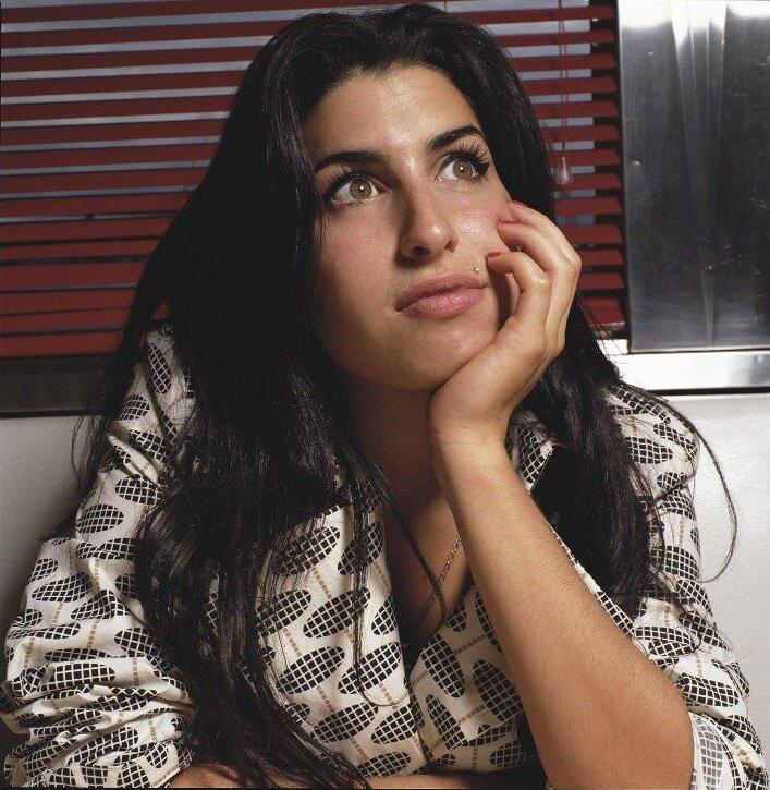 Amy Winehouse photographed by Ram Shergill (2004).
