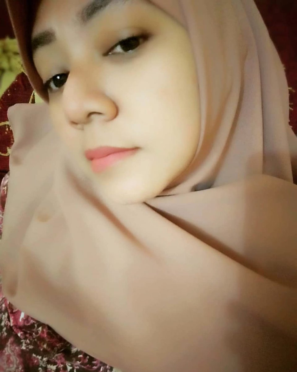 hennypawarti's tweet photo. Belum ngantuk https://t.co/g8U3iBSyes