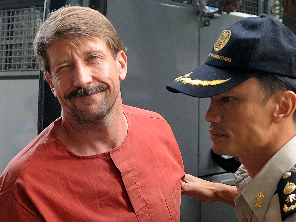 Biden released Viktor Bout, the Russian arms dealer known as the “merchant of death” in exchange for Brittney Griner.

Trump got back Marc Fogel without releasing any terrorists.

The difference between a strong and weak President 🇺🇸