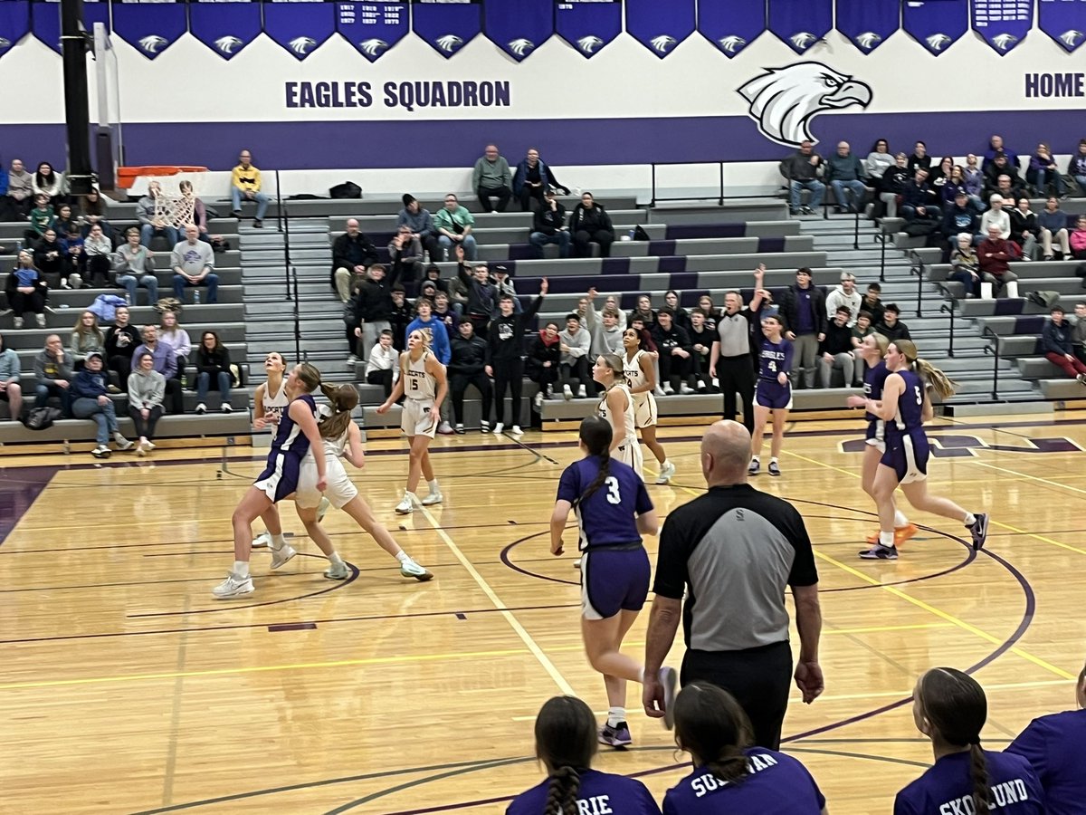 New Ulm Girls win in OT over NLS.  First loss for New London Spicer.