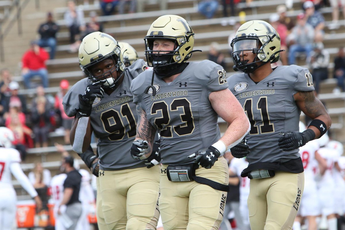 Blessed to receive my first D1 offer from Lindenwood University @nelly_mizL4C <a href="/stugfb/">Jed Stugart</a> <a href="/RitenourFball/">Yarmon Kirksey Sr.</a> <a href="/CoachPoe1914/">Coach Poe *Trenches Reloaded *</a> <a href="/JPRockMO/">JP Rock</a> <a href="/LindenwoodFB/">Lindenwood Football</a> <a href="/AllenTrieu/">Allen Trieu</a> <a href="/elitefootball/">EliteFootballAcademy</a>