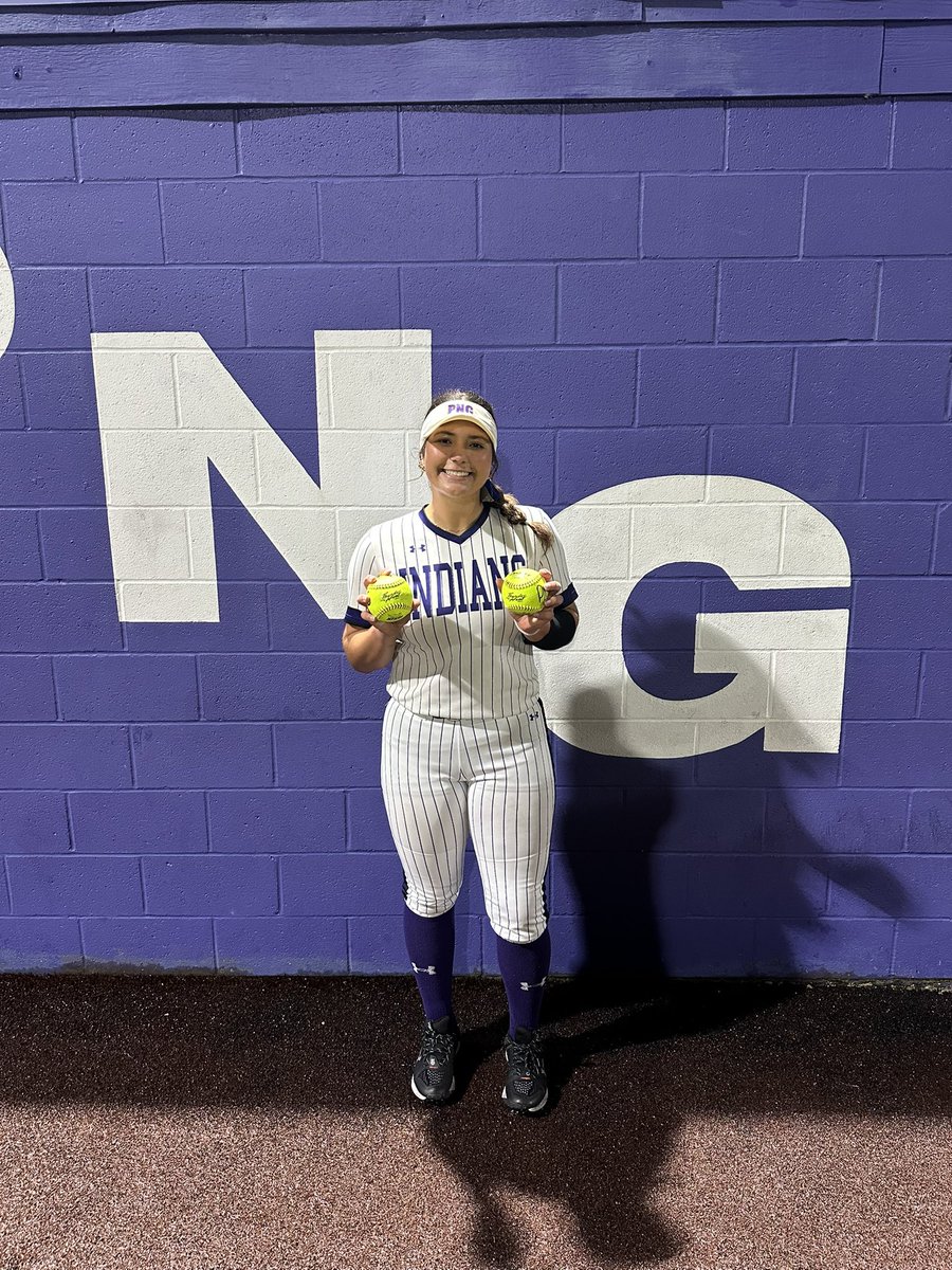 What. A. Game. Varsity beat LCM 12-11 in extra innings!

M. Hranicky 2/5 2RBIs
L. Mason 2/4 2RBIs
K. LeDoux 2/4 5RBIs 2HRs
K. Dartez 3/4 1RBI
M. Gassen 1/3
M. Beresford 1/3 1RBI