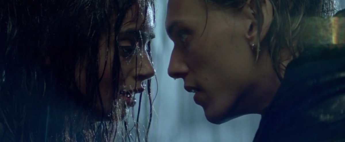 herondaisyes's tweet photo. the mortal instruments: city of bones (2013) https://t.co/dax8vWXRNl