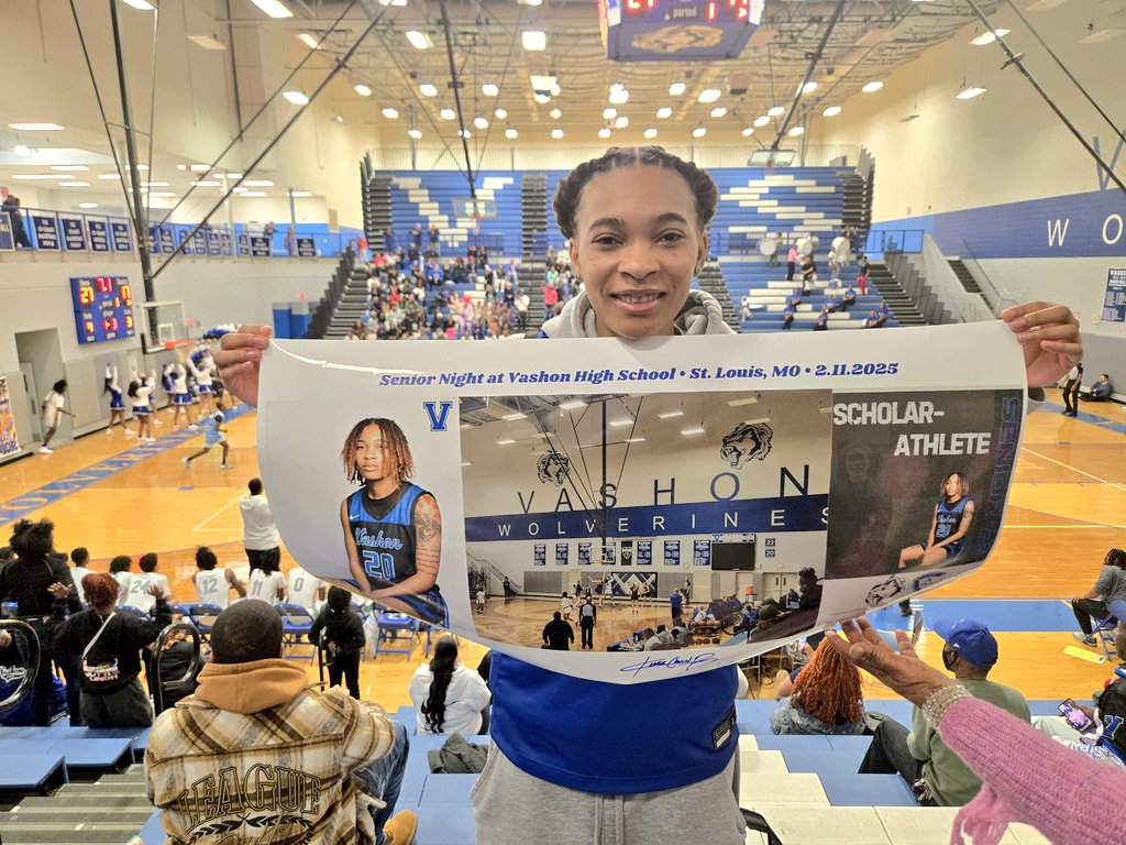 Kiera Burns (@kierachanel_b) on Twitter photo Senior Night... We didn't play because they other team canceled <a href="/GirlsVashon/">Vashon Girls Basketball</a> Senior Night... We didn't play because they other team canceled <a href="/GirlsVashon/">Vashon Girls Basketball</a>