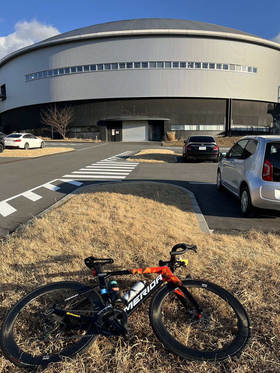 8uU21C0AUMYTzFz's tweet image. 同じところを何周もするのもやってきた事を確認するのに良かった。帰宅後に体重計って愕然とした…超えちゃいけないラインを300gオーバー。どうしましょう💧　#CSC #修善寺