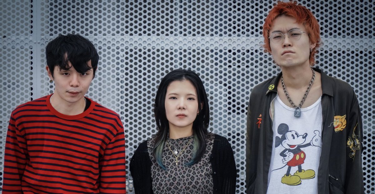 Japanese indie rockers ODDLY embrace chaos and nostalgia on debut LP ‘Swerve’.

bandwagon.asia/articles/oddly…