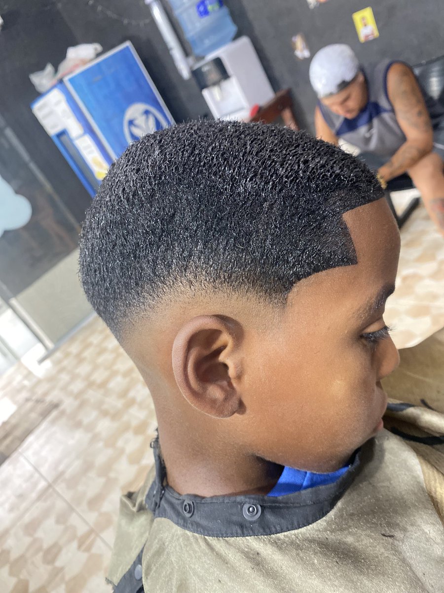 FaeldoCorte1's tweet photo. ✂️ https://t.co/MPHuPXHMxg