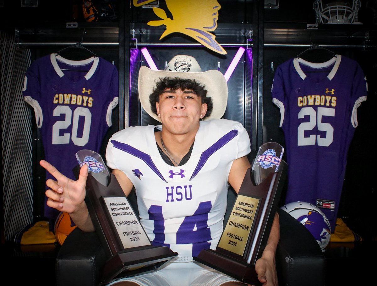 100% COMMITTED 
Thank you so much <a href="/CoachFloydHSU/">Logan Dwaine Floyd HSU</a> for this opportunity. God is great 
<a href="/HSUCowboys/">Hardin-Simmons Cowboy Football</a> #Committed #AGTG #HOOYAH