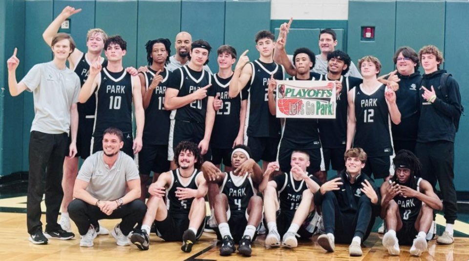 Kingwood Park 74✅
at 
Pasadena 66

DISTRICT CHAMPS baby; proud of this group‼️

The real season starts now; playoff details TBA in the next couple of days‼️

#CultureWins 🏀💪 #EarnIt