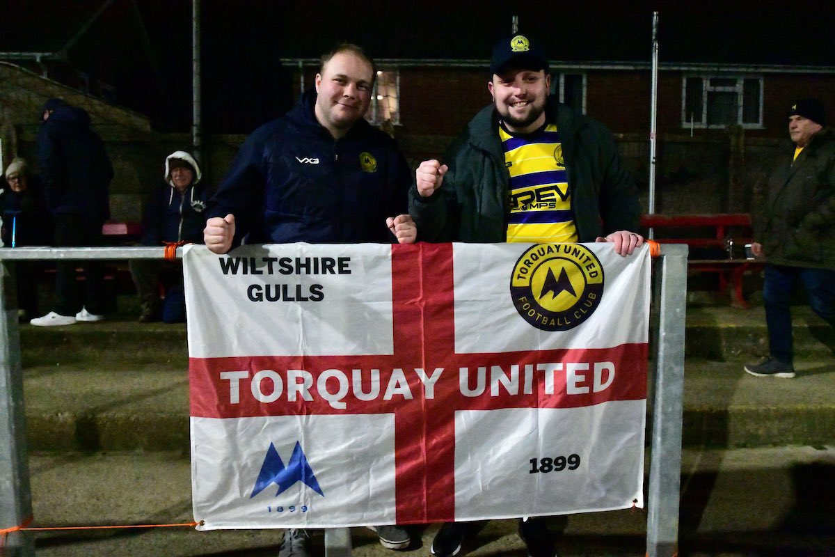 andy_ealey's tweet image. Back home in the early hours, a draw that felt like a win against a strong opposition - Great “Away Night!” - Don’t write this group of players off yet, plenty of twists and turns left of the season remaining! Up the Gulls!

@TUFC1899 @TORQUAYTALK 
#TUFC #WiltshireGulls