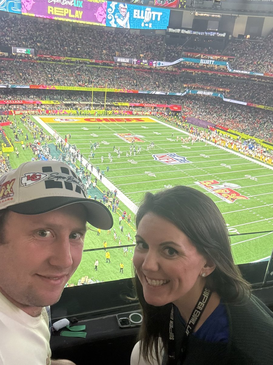OllyHowick's tweet image. WHAT. A. WEEKEND…

8,400 miles✈️
940 miles🚗
45,000 steps🚶🏻‍♂️‍➡️
72 hours🇺🇸
1 evening at @NFL House🥳
1 #SuperBowl  

#ANobleGift #NewOrleans #NOLA @NFLUKIRE @anoblegift_uk
