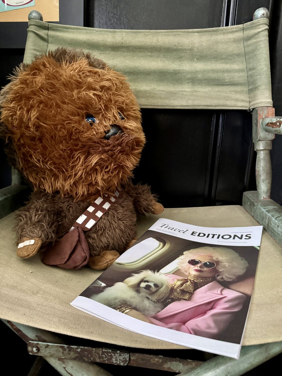 Fusedmagazine's tweet image. Spotted with Fused Travel Editions: 

Just a couple of the Hollywood elite who love our take on contemporary luxury travel. 

Where will Fused take you next? 

#LuxuryTravel #FusedTravelEditions #phonehome