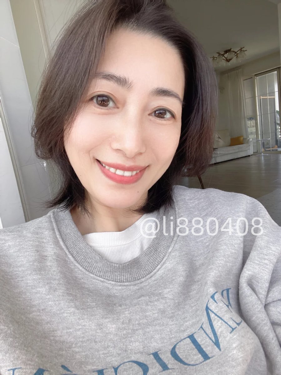 li880408's tweet photo. 我想你們大家追蹤我 
是認真只交友嗎？
還是想要打炮 我想認真問你們…  
留言告訴我
#母女雙飛 #阿姨
#台灣約會 https://t.co/jMLx9oX6X3
