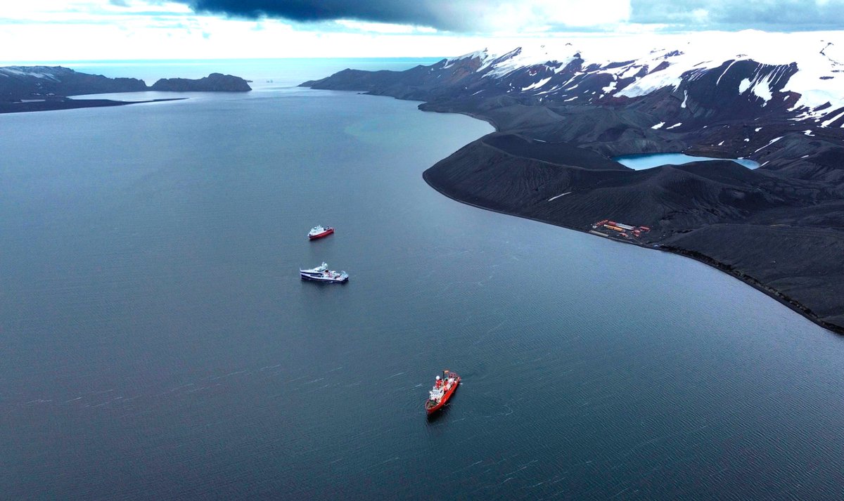 CSIC (@csic) on Twitter photo 🌊🌐🐡🚢Por primera vez tres buques oceanográficos coinciden en una campaña antártica española
✅Odón de Buen
✅Sarmiento de Gamboa
✅Hespérides
📷 <a href="/ICMAN_CSIC/">ICMAN-CSIC</a> 🌊🌐🐡🚢Por primera vez tres buques oceanográficos coinciden en una campaña antártica española
✅Odón de Buen
✅Sarmiento de Gamboa
✅Hespérides
📷 <a href="/ICMAN_CSIC/">ICMAN-CSIC</a>