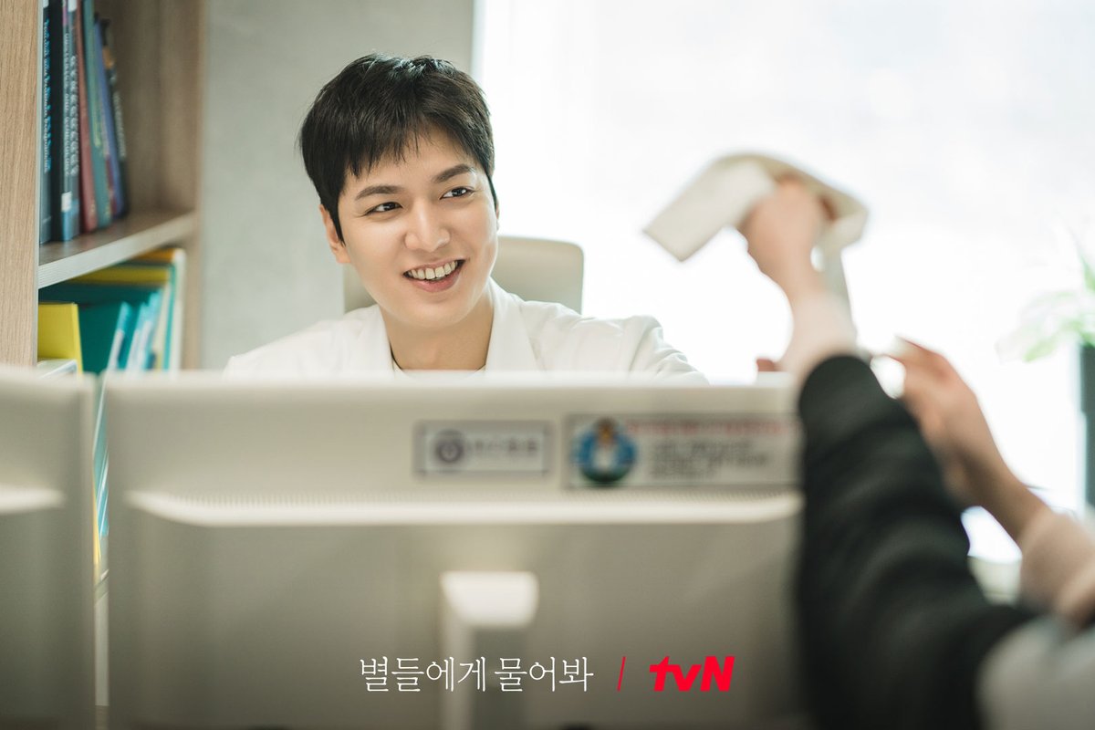 sevennyLMH's tweet photo. When The Stars Gossip EP 12 Stills
#LeeMinHo #이민호 #WhenTheStarsGossip #OhJungSe #별들에게물어봐 @ActorLeeMinHo #AlexHafner https://t.co/5acyS6M64a