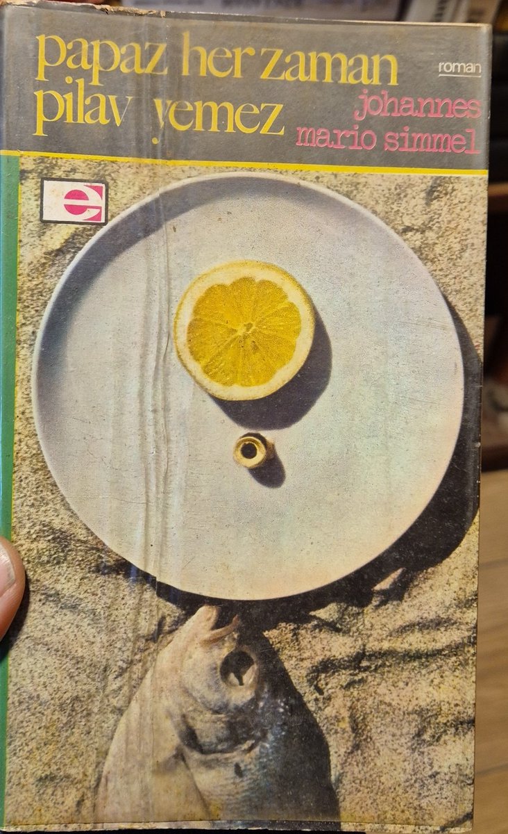 Bazı kitap adları. Mario Simmel'den. Papaz Her Zaman Pilav Yemez. Elbette ! Ess Muss Nicht İmmer Kaviar Sein. E Yayınları'ndan.