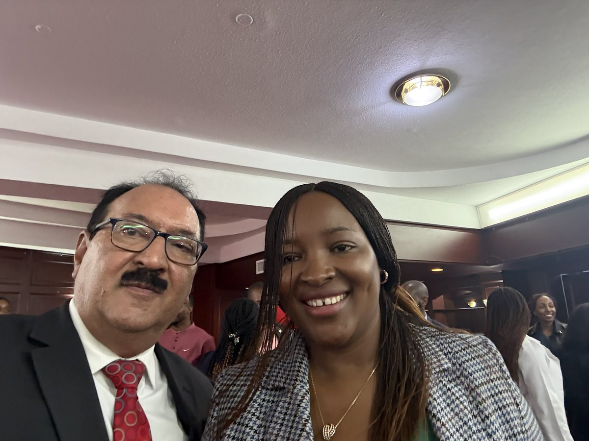 Amyn Khan tweet media