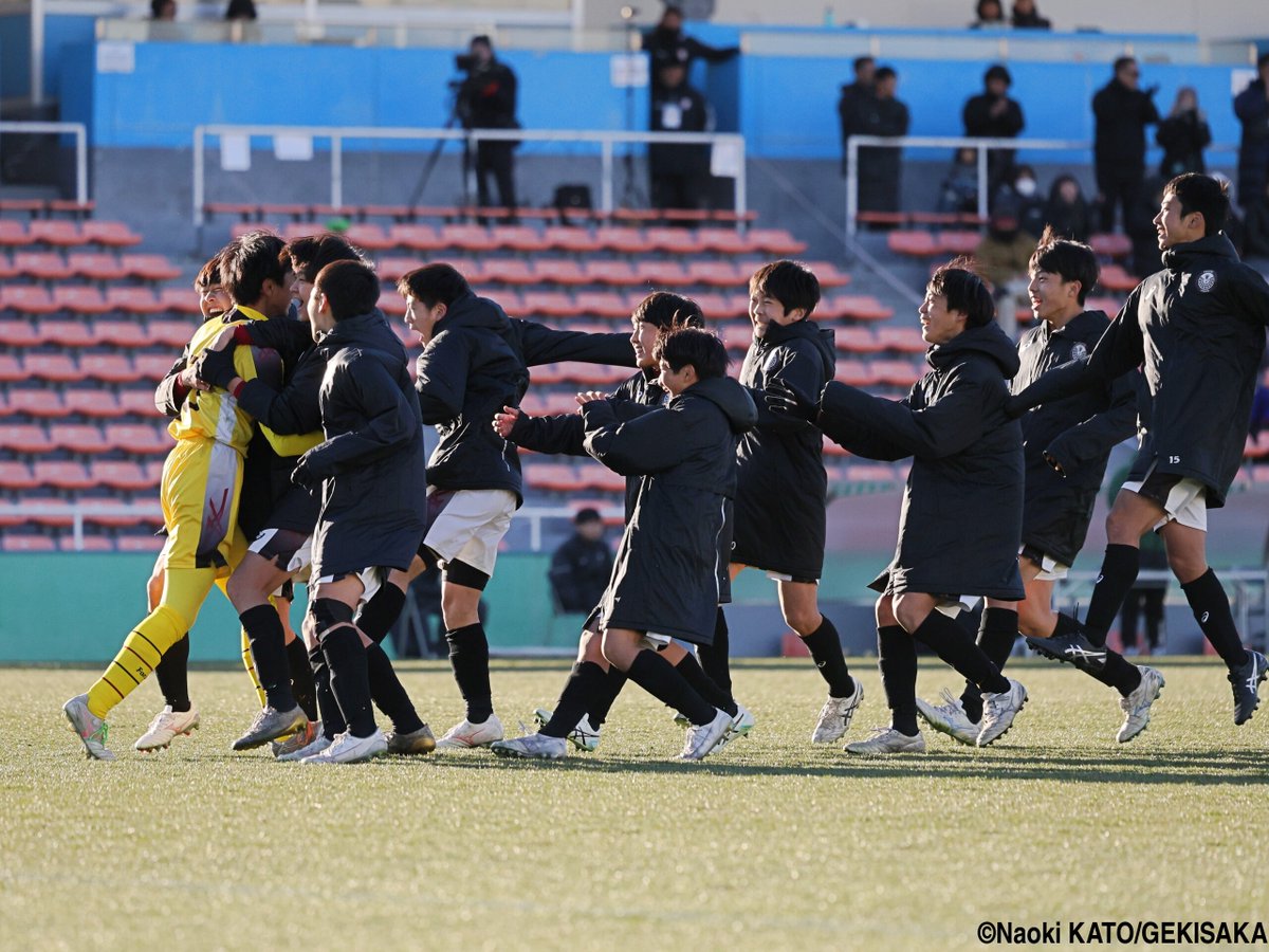 gekisaka's tweet photo. [東京都CY U-14選手権] Forza'02が三菱養和SC巣鴨Jrユースと激闘、PK戦を制して戴冠!! 関東L復帰の新シーズンへ「ボールを動かして点を取る形を」

https://t.co/DOJuq3kB7O

#ゲキサカ #中学サッカー https://t.co/cvCBwdgutv