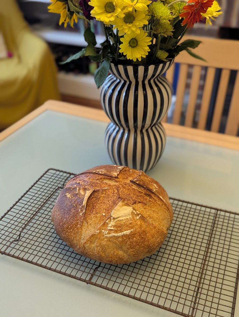 Fresh bread in the morning

Few things are better!