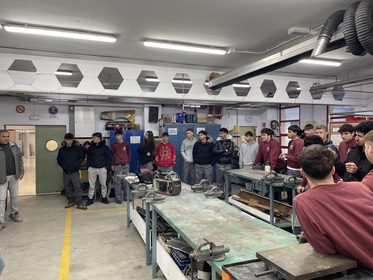 FPEmpresa tweet media