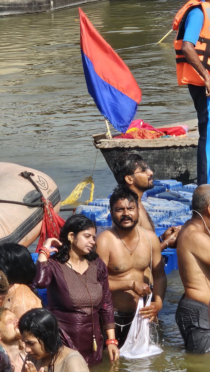 #सनातन_गर्व_महाकुम्भ_पर्व 
#फर्जी_मुकदमा_वापस_लो 
#फर्जी_मुकदमा_वापस_लो