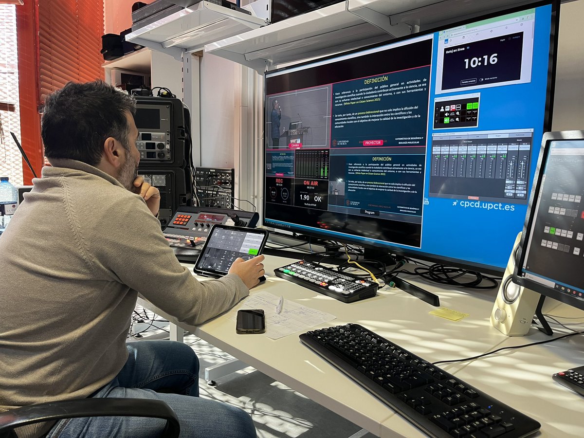 CPCD UPCT (@cpcd_upct) on Twitter photo 🚀 Continuamos con las pruebas del nuevo sistema remoto de grabación y retransmisión en directo de <a href="/UPCToficial/">Universidad Politécnica de Cartagena | UPCT</a>
🔴 En directo la ponencia: “Ciencia ciudadana: cómo tú puedes ser clave en la investigación científica”, impartida por <a href="/ScientiaJMLN/">José M. López Nicolás</a>
➡️ youtube.com/live/BUiYJdCqA… 🚀 Continuamos con las pruebas del nuevo sistema remoto de grabación y retransmisión en directo de <a href="/UPCToficial/">Universidad Politécnica de Cartagena | UPCT</a>
🔴 En directo la ponencia: “Ciencia ciudadana: cómo tú puedes ser clave en la investigación científica”, impartida por <a href="/ScientiaJMLN/">José M. López Nicolás</a>
➡️ youtube.com/live/BUiYJdCqA…
