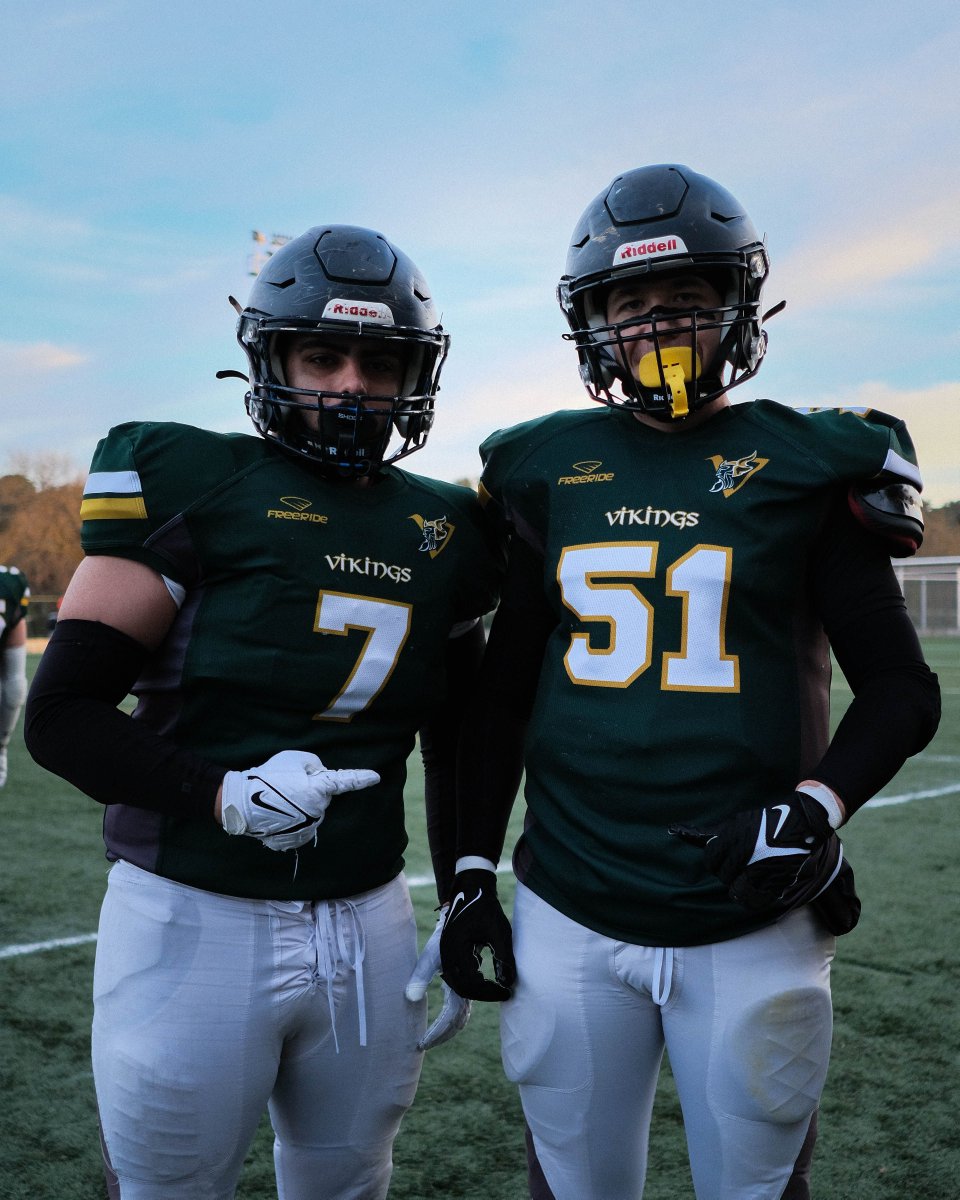 🔃 🤔

📸: @rgonaz

¡SKOL! #ValhallaAwaits 🪓💚

#Govikings #americanfootball #futbolamericano #touchdown #boadilladelmonte #deporte #vikings