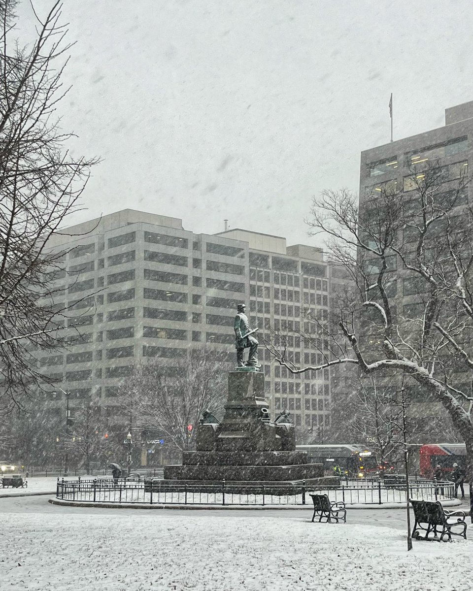 Damn the snowflakes, says Admiral Farragut. Wait no. Hold on. Full speed totally not ahead while DC shuts down all the things~