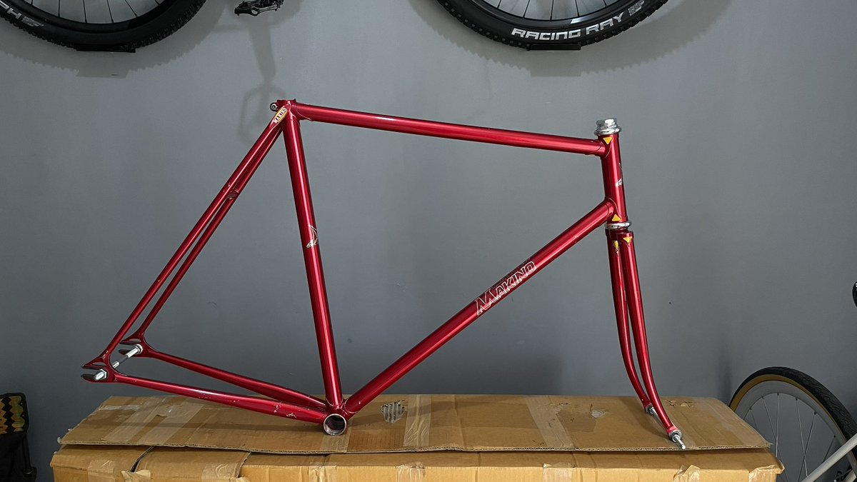AjitamaAntonius's tweet image. WTS!!! #fnfjb 
- Frameset Makino NJS size 54
- Nitto Quil stem clamp OS
- Pedalset MKS x Mash 
DETAIL AND PRICE KLIK ALT!!!