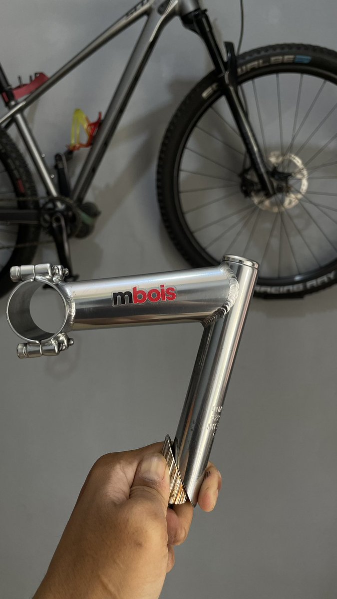 AjitamaAntonius's tweet image. WTS!!! #fnfjb 
- Frameset Makino NJS size 54
- Nitto Quil stem clamp OS
- Pedalset MKS x Mash 
DETAIL AND PRICE KLIK ALT!!!