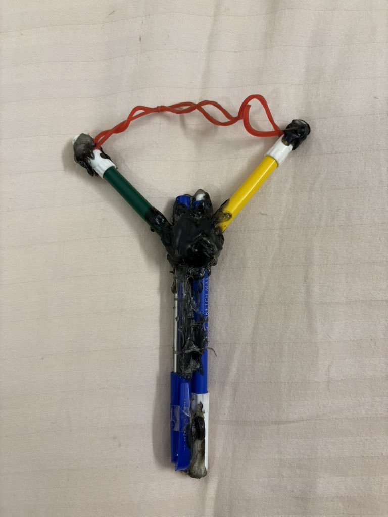 ShamikaRavi's tweet image. When do boys grow up? 
#StudyBreak #ExamTime #RaisingSons