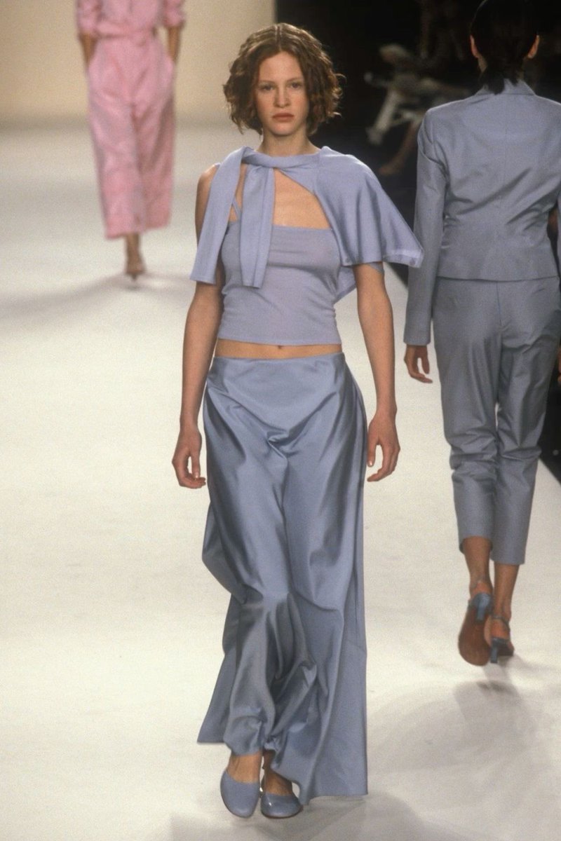 CAROLINE tweet media