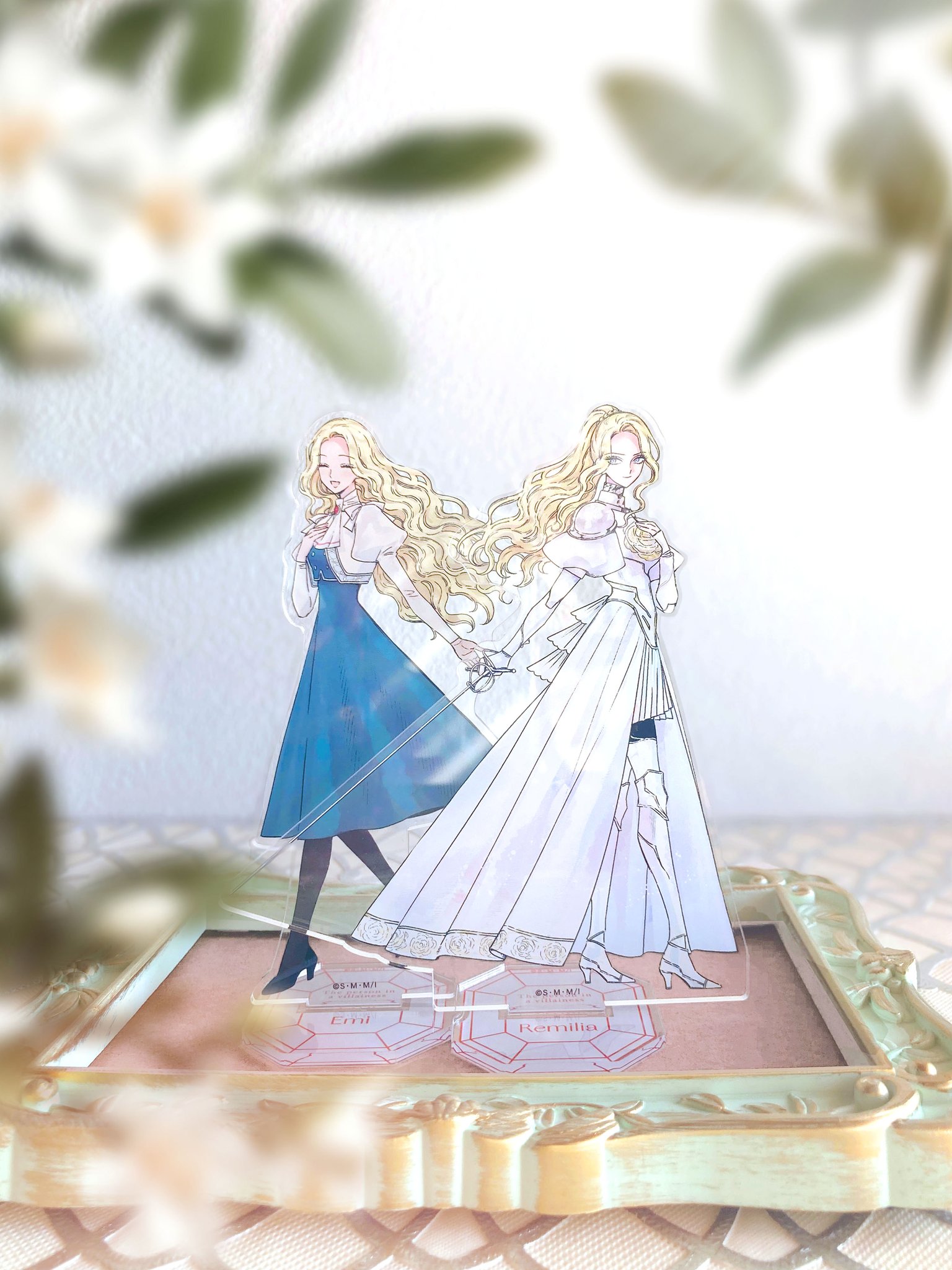 悪役令嬢の中の人 アクリルスタンド エミ レミリア　コースター 悪役令嬢の中の人 エミ レミリア アクリルスタンド - メルカリ